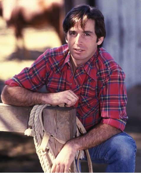 Robert Carradine: Daughter Ever's Moving Tribute to Him as a Young Single Dad