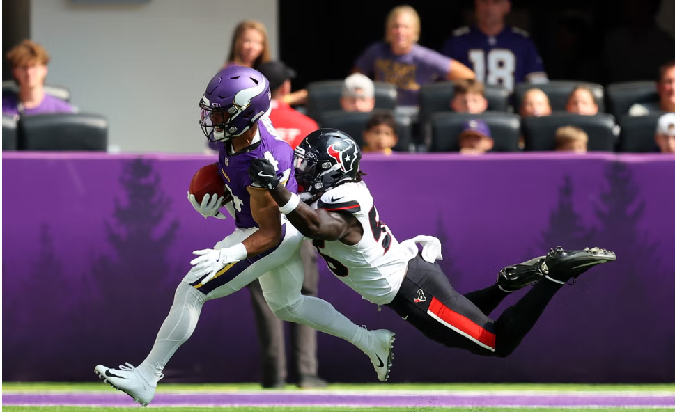 Rondale Moore, former Purdue star and NFL wide receiver, dies at 25, leaving fans andteammates in shock
