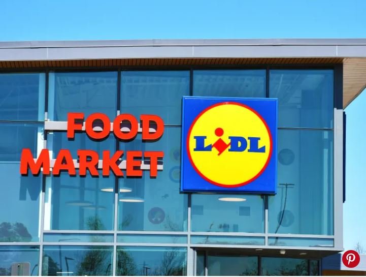 Aldi vs. Lidl vs. M&S: The Ultimate 'Yellow Sticker' Shopping Guide.
